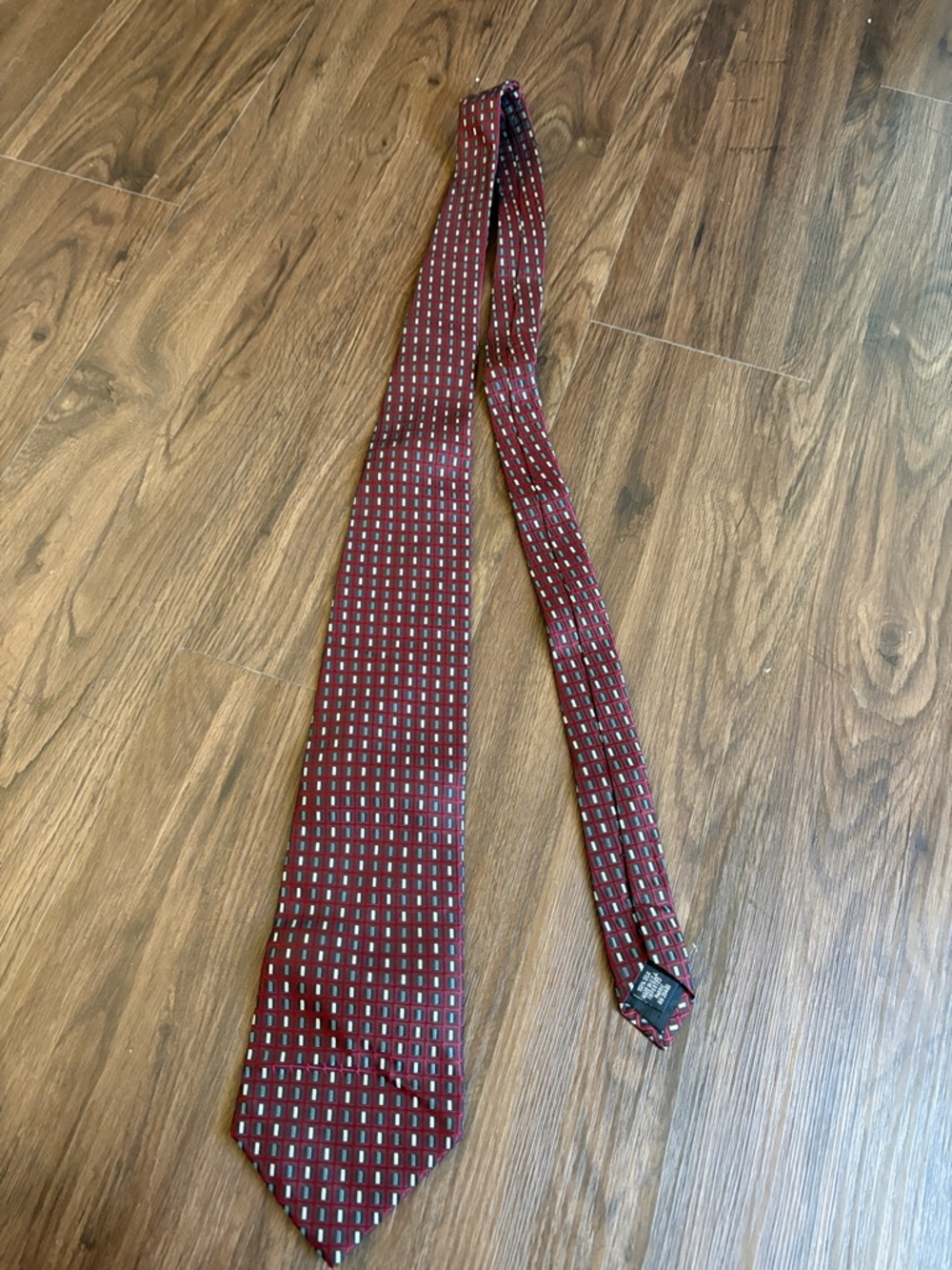 Stafford Red Geometric Pattern Silk Tie